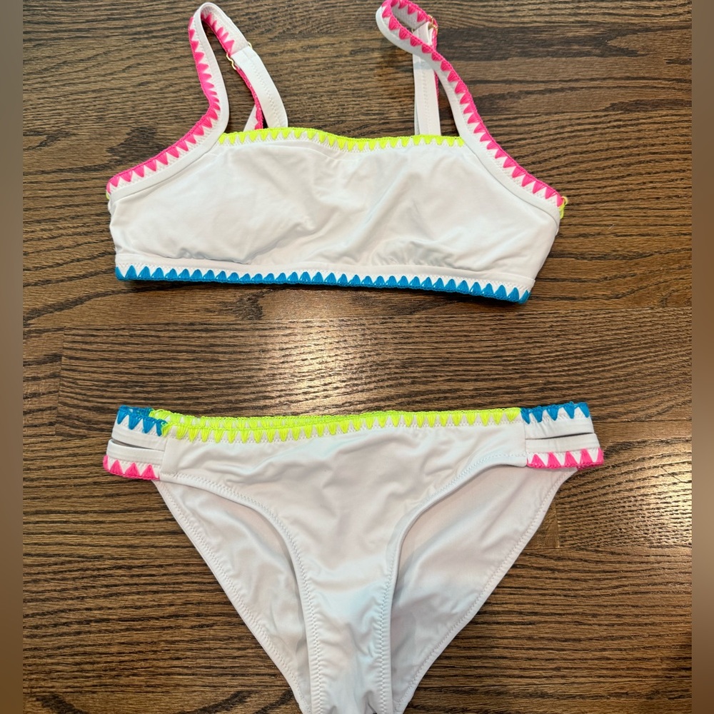Vineyard Vines Swim